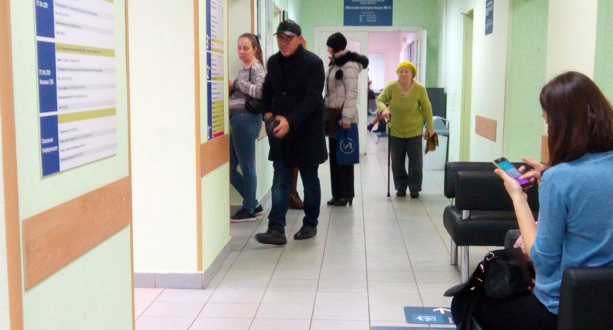Очередь в поликлиннике. Фото Нины Тумановой для "Кавказского узла" Очередь в поликлиннике. Фото Нины Тумановой для "Кавказского узла"