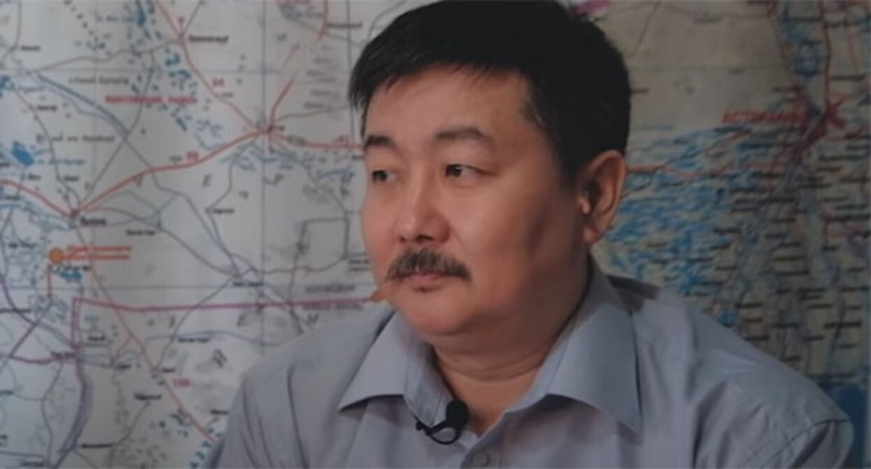 Батыр Боромангнаев. Cкриншот видео https://www.youtube.com/watch?v=klv_Mlv_LJE Батыр Боромангнаев. Cкриншот видео https://www.youtube.com/watch?v=klv_Mlv_LJE