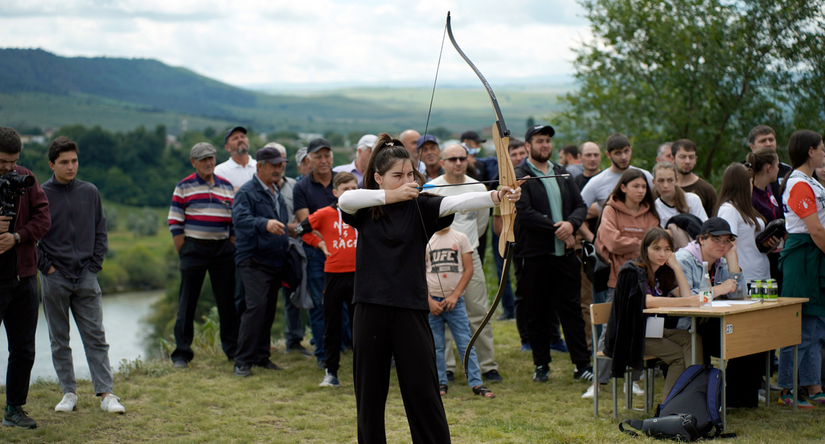 Соревнования на абазинских играх. Фото: https://www.abaza.org/druzhba-sport-i-krasota-vii-igry-naroda-abaza-sostoyalis-v-karachaevo-cherkesii Соревнования на абазинских играх. Фото: https://www.abaza.org/druzhba-sport-i-krasota-vii-igry-naroda-abaza-sostoyalis-v-karachaevo-cherkesii