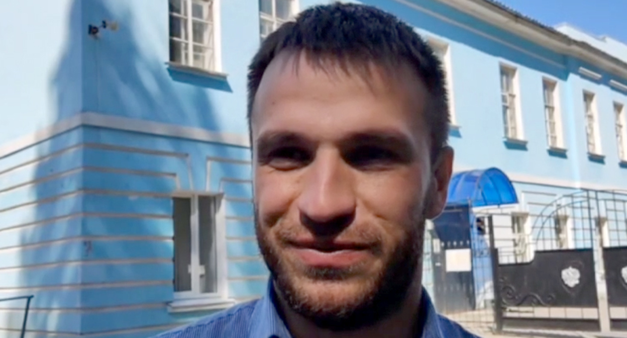 Адвокат Александр Немов. Скрнишот видео канала SOTA https://t.me/sotaproject/44577 Адвокат Александр Немов. Скрнишот видео канала SOTA https://t.me/sotaproject/44577