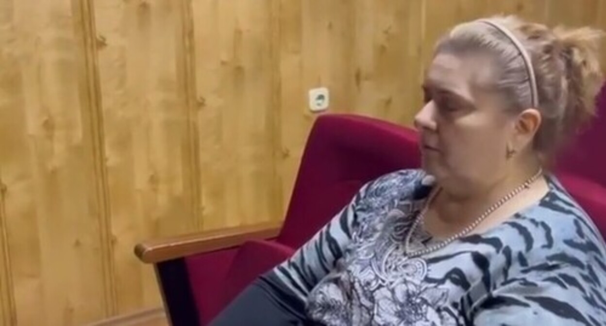 Зарема Мусаева. Стопкадр из видео на странице ЧГТРК «Грозный в соцсети. Зарема Мусаева. Стопкадр из видео на странице ЧГТРК «Грозный в соцсети.