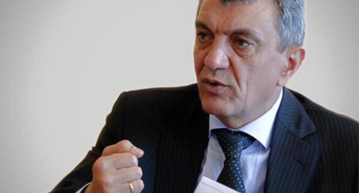 Сергей Меняйло, фото: https://ru.wikipedia.org/wiki/%D0%9C%D0%B5%D0%BD%D1%8F%D0%B9%D0%BB%D0%BE,_%D0%A1%D0%B5%D1%80%D0%B3%D0%B5%D0%B9_%D0%98%D0%B2%D0%B0%D0%BD%D0%BE%D0%B2%D0%B8%D1%87 Сергей Меняйло, фото: https://ru.wikipedia.org/wiki/%D0%9C%D0%B5%D0%BD%D1%8F%D0%B9%D0%BB%D0%BE,_%D0%A1%D0%B5%D1%80%D0%B3%D0%B5%D0%B9_%D0%98%D0%B2%D0%B0%D0%BD%D0%BE%D0%B2%D0%B8%D1%87