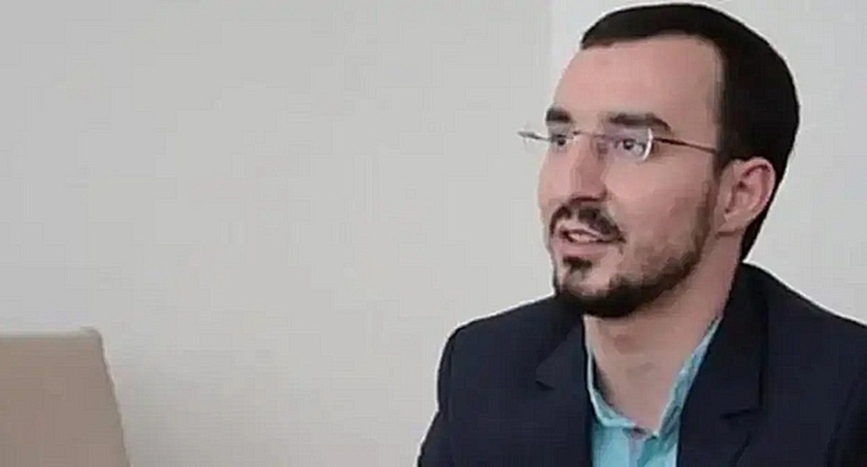 Талех Багирзаде. Скриншот видео YouTube канала Taleh Bagirzade Талех Багирзаде. Скриншот видео YouTube канала Taleh Bagirzade