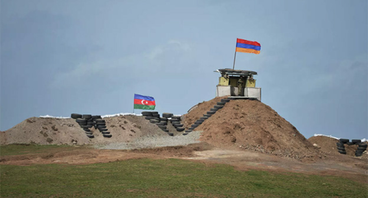 Граница Армении и Азербайджана. Фото : аппарат президента Республики Армения Граница Армении и Азербайджана. Фото : аппарат президента Республики Армения