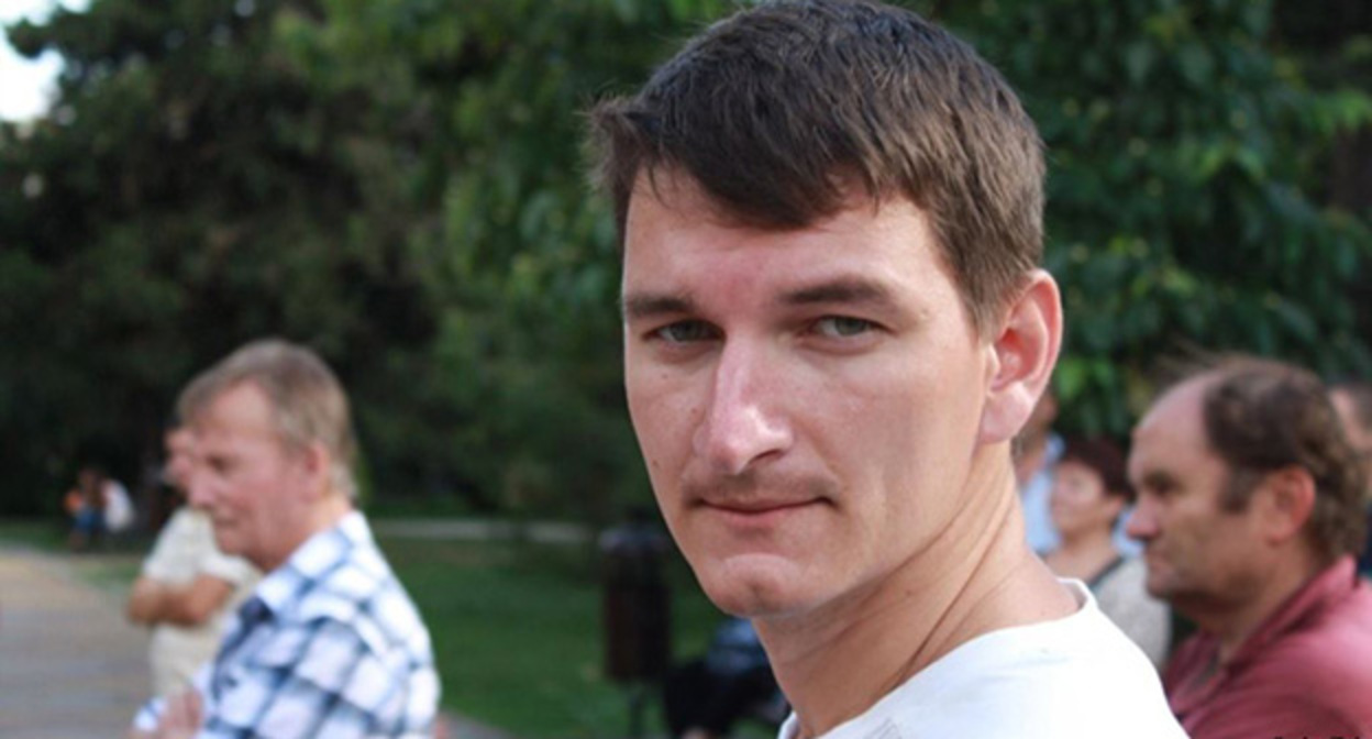 Александр Валов. Фото: https://memohrc.org *организация внесена Минюстом в реестр некоммерческих организаций, выполняющих функции иностранного агента, ликвидирована по решению суда. Александр Валов. Фото: https://memohrc.org *организация внесена Минюстом в реестр некоммерческих организаций, выполняющих функции иностранного агента, ликвидирована по решению суда.