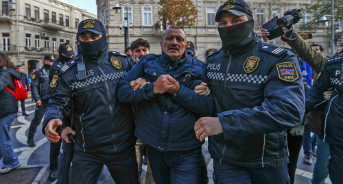 Тофиг Ягублу арестован в Баку. 23 декабря 2022 г. Фото Азиза Каримова для "Кавказского узла"