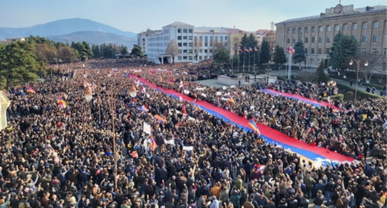 Митинг в Степанакерте. 25 декабря 2022 года. Фото Алвард Григорян для "Кавказского узла"