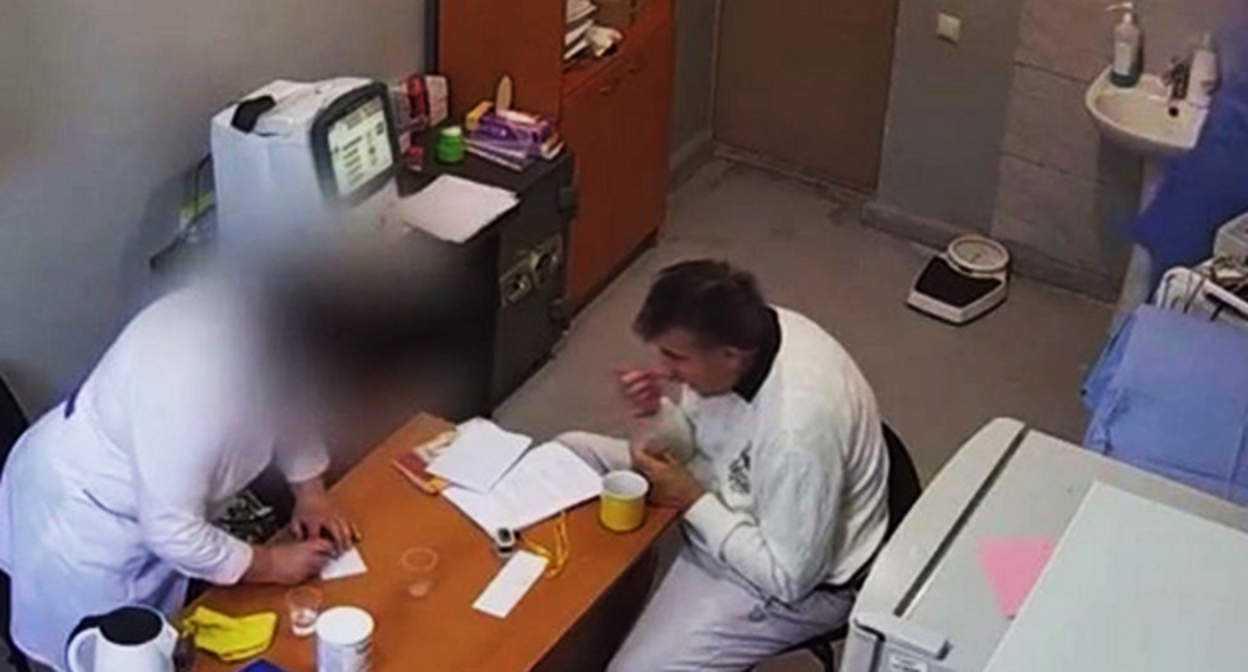 Михаил Саакашвили в тюрьме. Скриншот видео https://t.me/izvestia Михаил Саакашвили в тюрьме. Скриншот видео https://t.me/izvestia