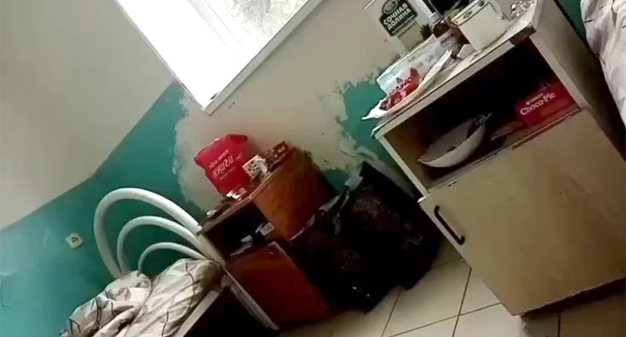 Палата в чегемской больнице. Стоп-кадр из видео https://www.instagram.com/p/CnGunu2owOK/ Палата в чегемской больнице. Стоп-кадр из видео https://www.instagram.com/p/CnGunu2owOK/