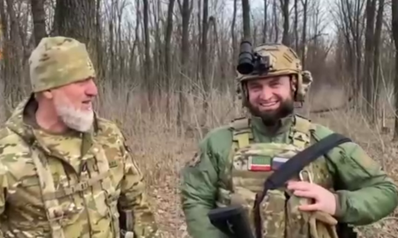 Адам Делимханов и Рустам Агуев. Стоп-кадр видео, размешенного в ТГ-канале Рамзана Кадырова от 07.01.2023, https://t.me/RKadyrov_95/3253. Адам Делимханов и Рустам Агуев. Стоп-кадр видео, размешенного в ТГ-канале Рамзана Кадырова от 07.01.2023, https://t.me/RKadyrov_95/3253.
