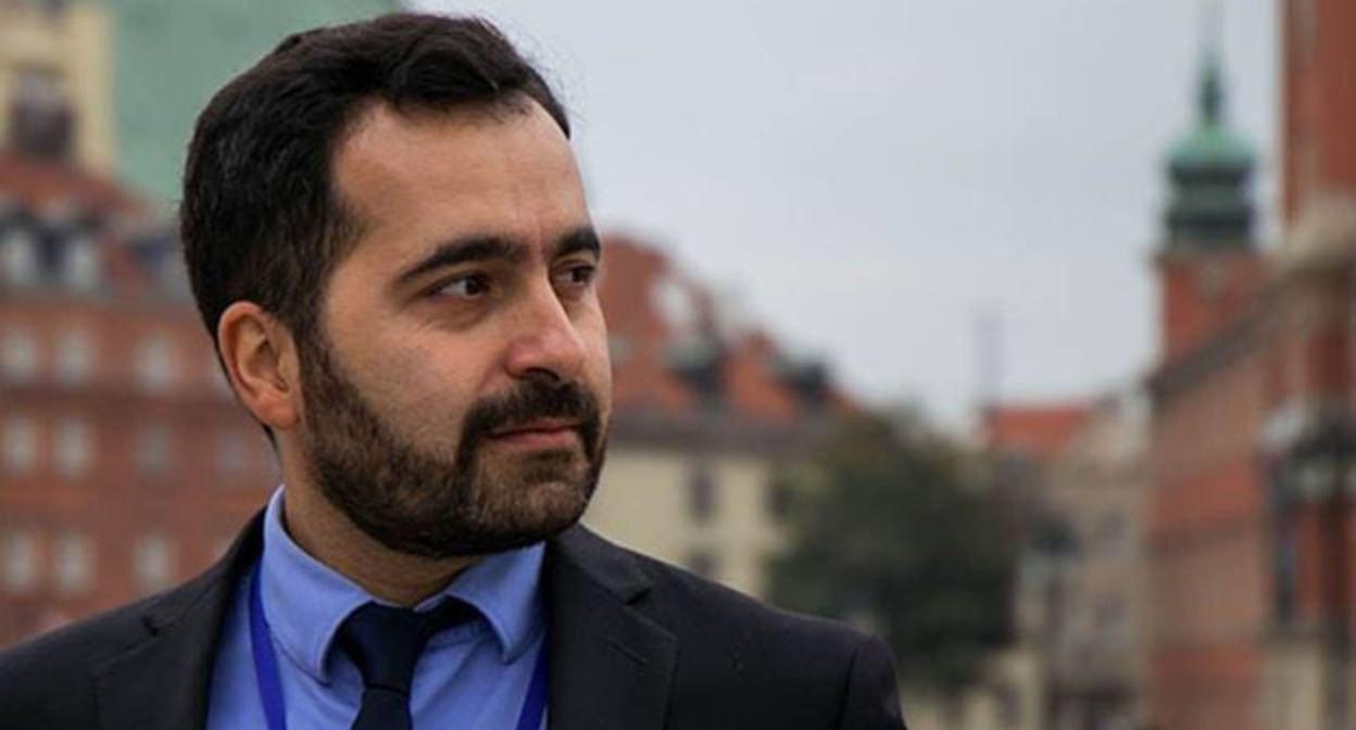 Бахтияр Гаджиев. Фото https://apa.az/ru/proisshestvie/baxtiyar-gadziev-arestovan-obnovleno-1-503166 Бахтияр Гаджиев. Фото https://apa.az/ru/proisshestvie/baxtiyar-gadziev-arestovan-obnovleno-1-503166
