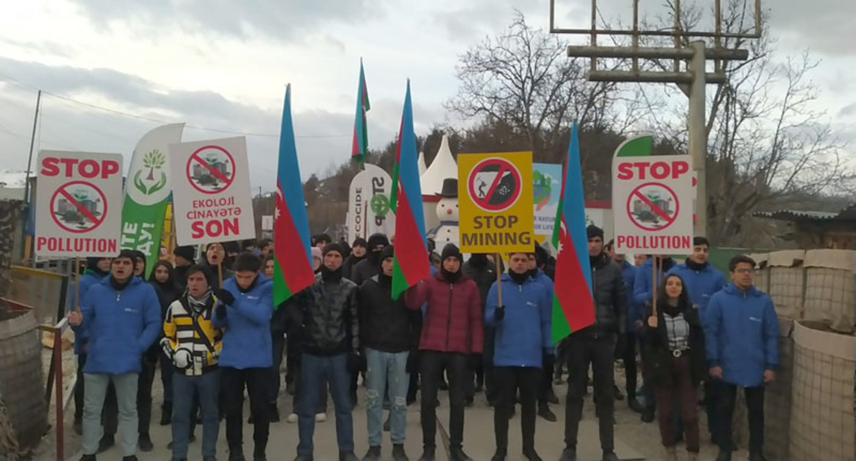 Участники блокады Лачинского коридора. Стоп-кадр видео https://apa.az/ru/sotsium/akciya-na-doroge-lacin-xankendi-prodolzaetsya-uze-56-i-den-foto-video-509619 Участники блокады Лачинского коридора. Стоп-кадр видео https://apa.az/ru/sotsium/akciya-na-doroge-lacin-xankendi-prodolzaetsya-uze-56-i-den-foto-video-509619