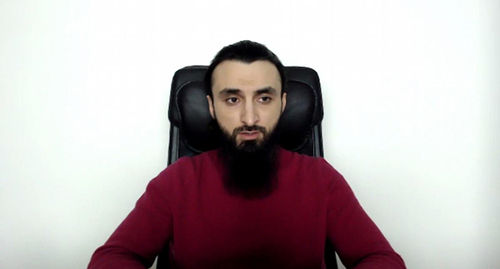 Тумсо Абдурахманов. Скриншот видео ABU-SADDAM SHISHANI / YouTube