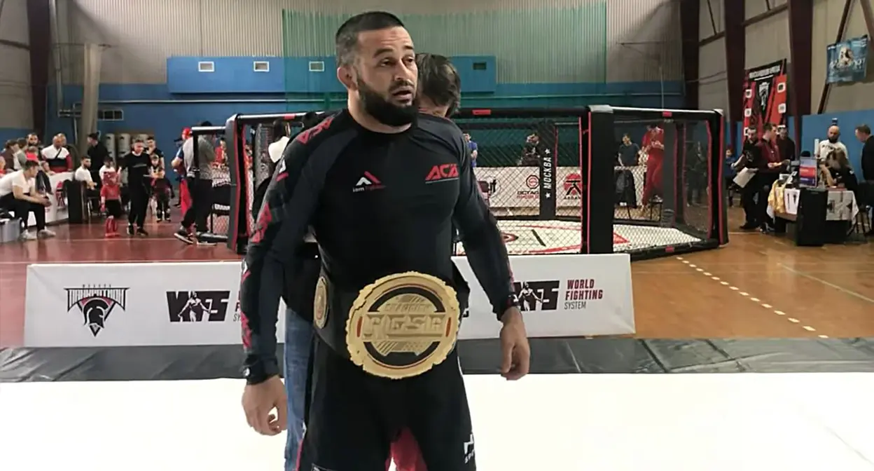 Видади Марданов. Скриншот видео youtube.com | Bjj Freaks Видади Марданов. Скриншот видео youtube.com | Bjj Freaks