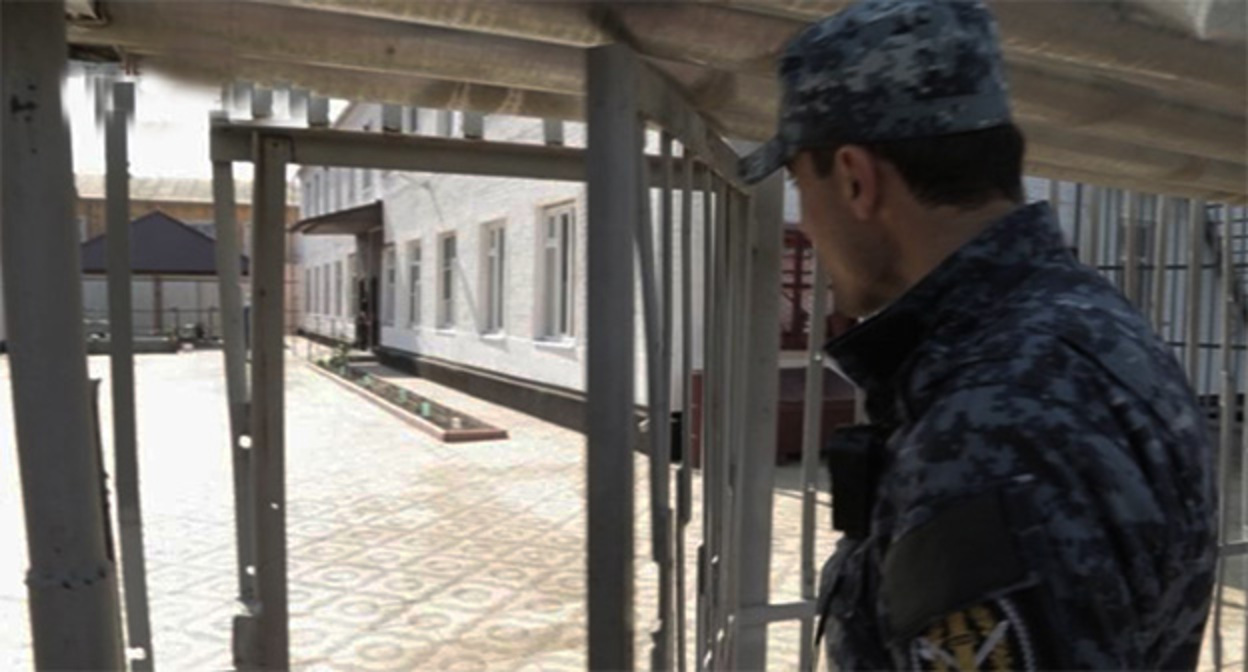 Следственный изолятор. Фото: Чеченская Государственная телерадиокомпания "Грозный"