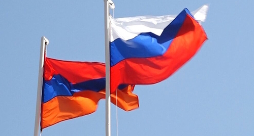 Флаги России и Армении, фото: sova-news.com