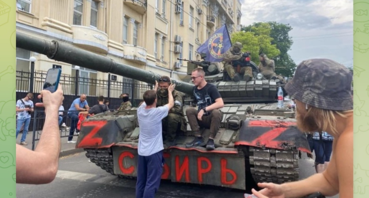 Техника ЧВК "Вагнер" в центре Ростова-на-Дону. 24 июня 2023 года. Скриншот публикации 161.ru https://t.me/news161ru/33845 Техника ЧВК "Вагнер" в центре Ростова-на-Дону. 24 июня 2023 года. Скриншот публикации 161.ru https://t.me/news161ru/33845