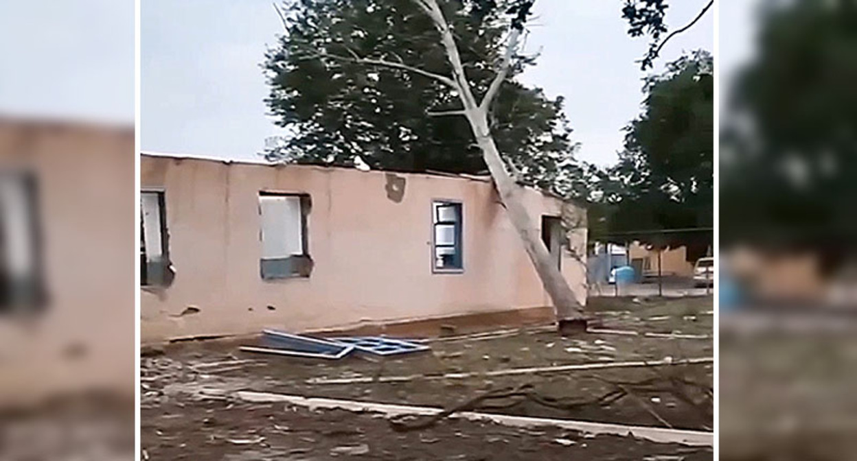 Здание школы в селе Советское. Стоп-кадр из видео https://www.instagram.com/p/CwHXXzeqn9W/ Здание школы в селе Советское. Стоп-кадр из видео https://www.instagram.com/p/CwHXXzeqn9W/