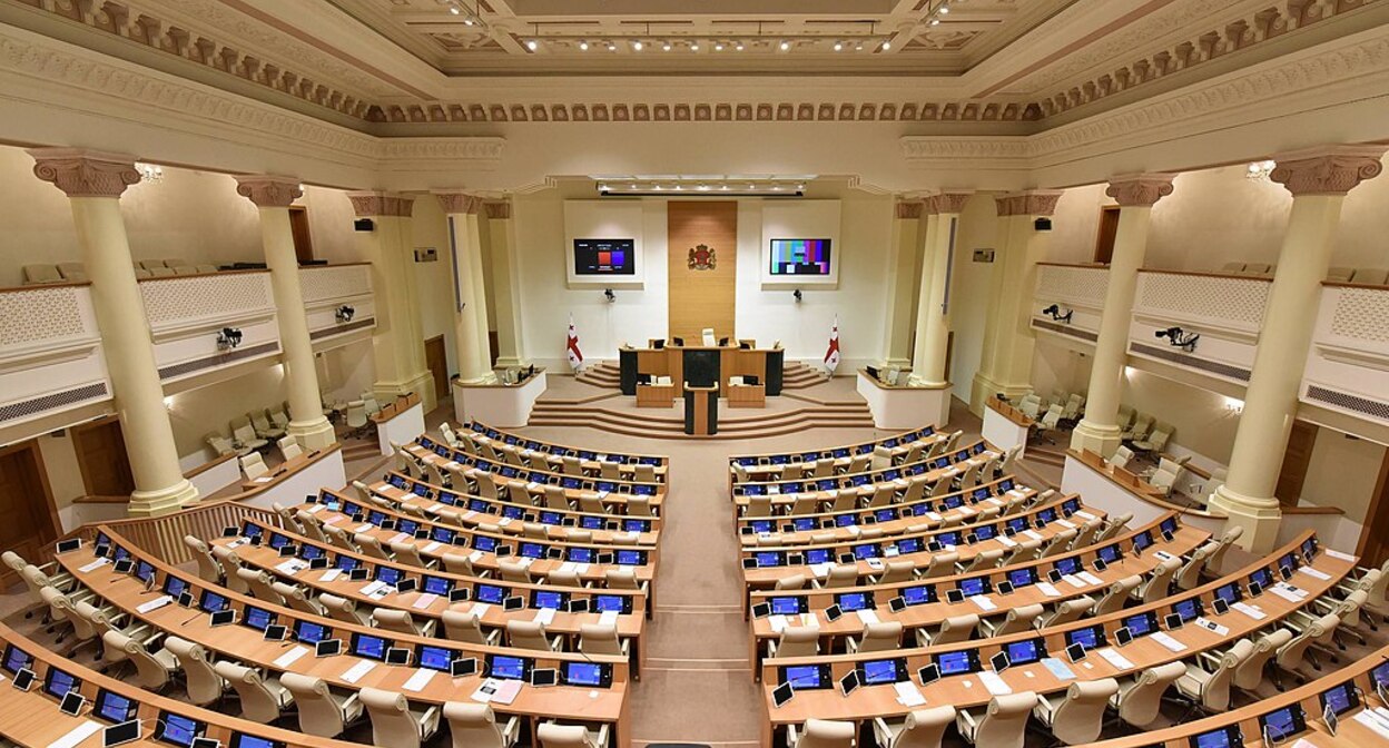 Парламент Грузии. Фото: Georgia https://ru.wikipedia.org Парламент Грузии. Фото: Georgia https://ru.wikipedia.org