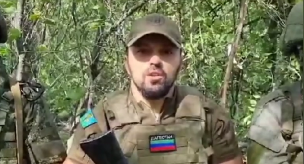 Участник обращения к Сергею Меликову. Стоп-кадр видео "Кавказского узла", https://youtu.be/1Gy7N8ZiMGM Участник обращения к Сергею Меликову. Стоп-кадр видео "Кавказского узла", https://youtu.be/1Gy7N8ZiMGM