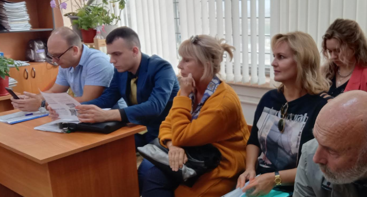 Истцы и слушатели на процессе в Волгограде. Фото Вячеслава Ященко для "Кавказского узла". Истцы и слушатели на процессе в Волгограде. Фото Вячеслава Ященко для "Кавказского узла".