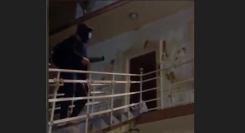 Нападение на синагогу в Ереване. Стоп-кадр видео, опубликованного в Telegram-канала Asala young 06.10.23,https://t.me/ASALA_Young/3