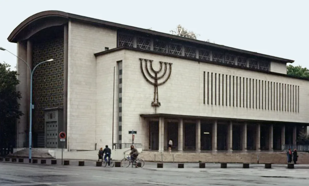 Синагога мира в Страсбурге, фото с сайта https://de-academic.com/dic.nsf/dewiki/96861 Синагога мира в Страсбурге, фото с сайта https://de-academic.com/dic.nsf/dewiki/96861