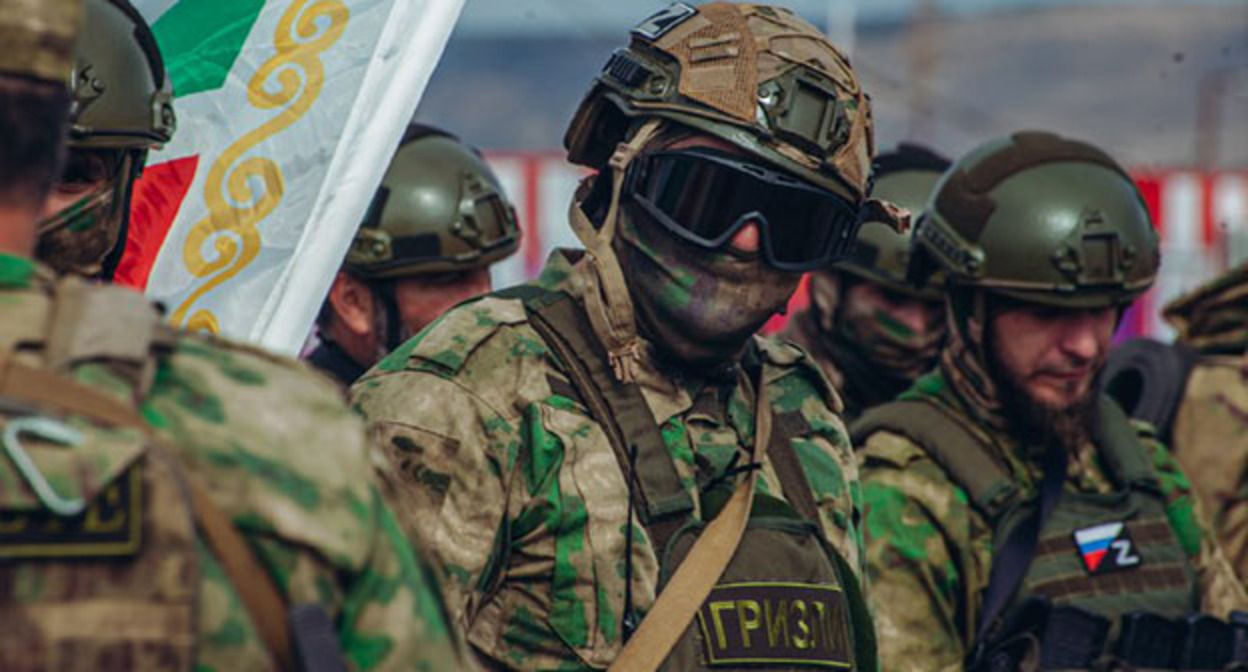 Военнослужащие чеченских подразделений "Ахмат". Фото: "Грозный-Информ" https://grozny-inform.ru Военнослужащие чеченских подразделений "Ахмат". Фото: "Грозный-Информ" https://grozny-inform.ru