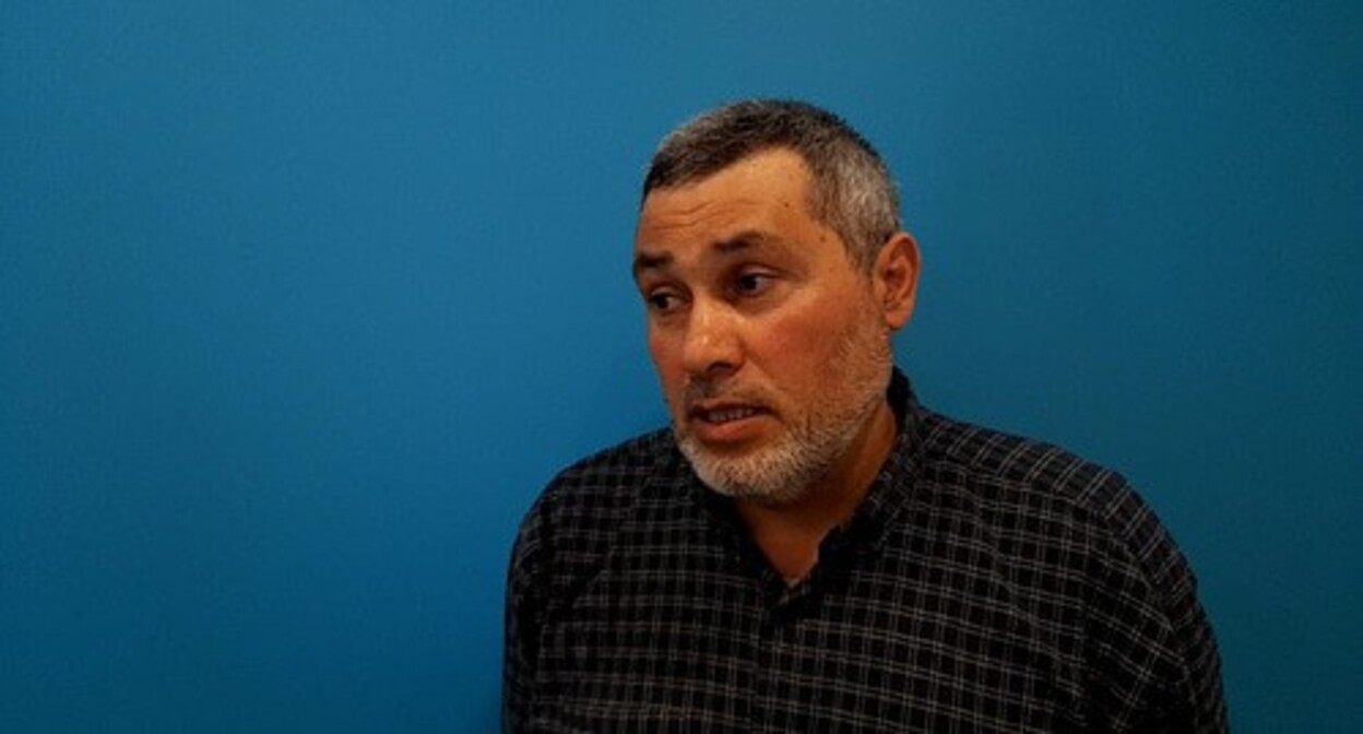 Координатор штаба Алексея Навального в Махачкале Эдуард Атаев. Стоп-кадр из видео "Кавказского узла" "Штаб Навального появился в Дагестане вопреки угрозам" https://www.kavkaz-uzel.eu/videos/6658 Координатор штаба Алексея Навального в Махачкале Эдуард Атаев. Стоп-кадр из видео "Кавказского узла" "Штаб Навального появился в Дагестане вопреки угрозам" https://www.kavkaz-uzel.eu/videos/6658