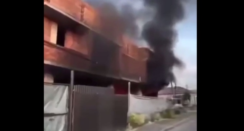 Пожар в здании еврейского культурного центра. Кадр видео из телеграм-канала Baza https://t.me/bazabazon/22550