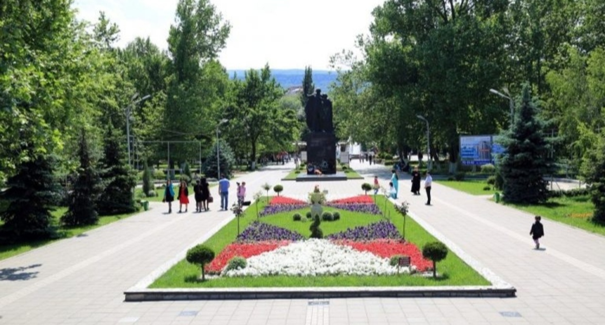 Парк Ленинского комсомола. Фото: Artemon228, CC BY-SA 4.0, https://commons.wikimedia.org/w/index.php?curid=78343756 Парк Ленинского комсомола. Фото: Artemon228, CC BY-SA 4.0, https://commons.wikimedia.org/w/index.php?curid=78343756