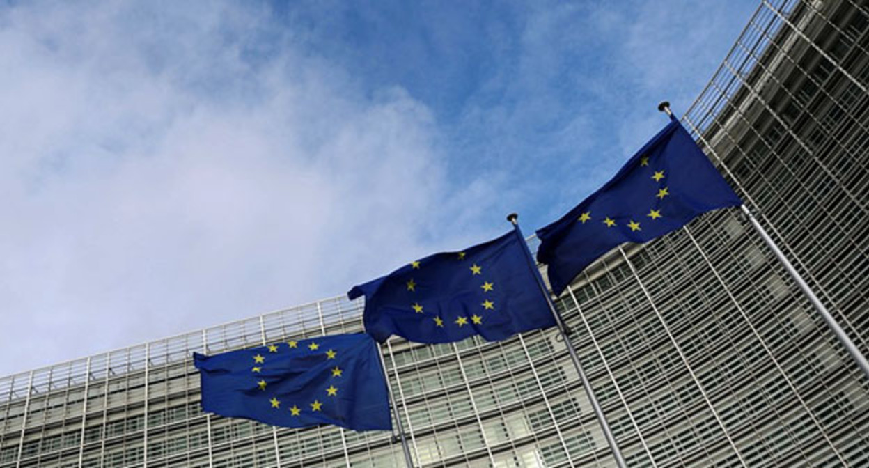 Еврокомиссия. Фото: https://report.az/ru/v-regione/evrokomissiya-rekomendovala-predostavit-gruzii-status-kandidata-v-es/ Еврокомиссия. Фото: https://report.az/ru/v-regione/evrokomissiya-rekomendovala-predostavit-gruzii-status-kandidata-v-es/