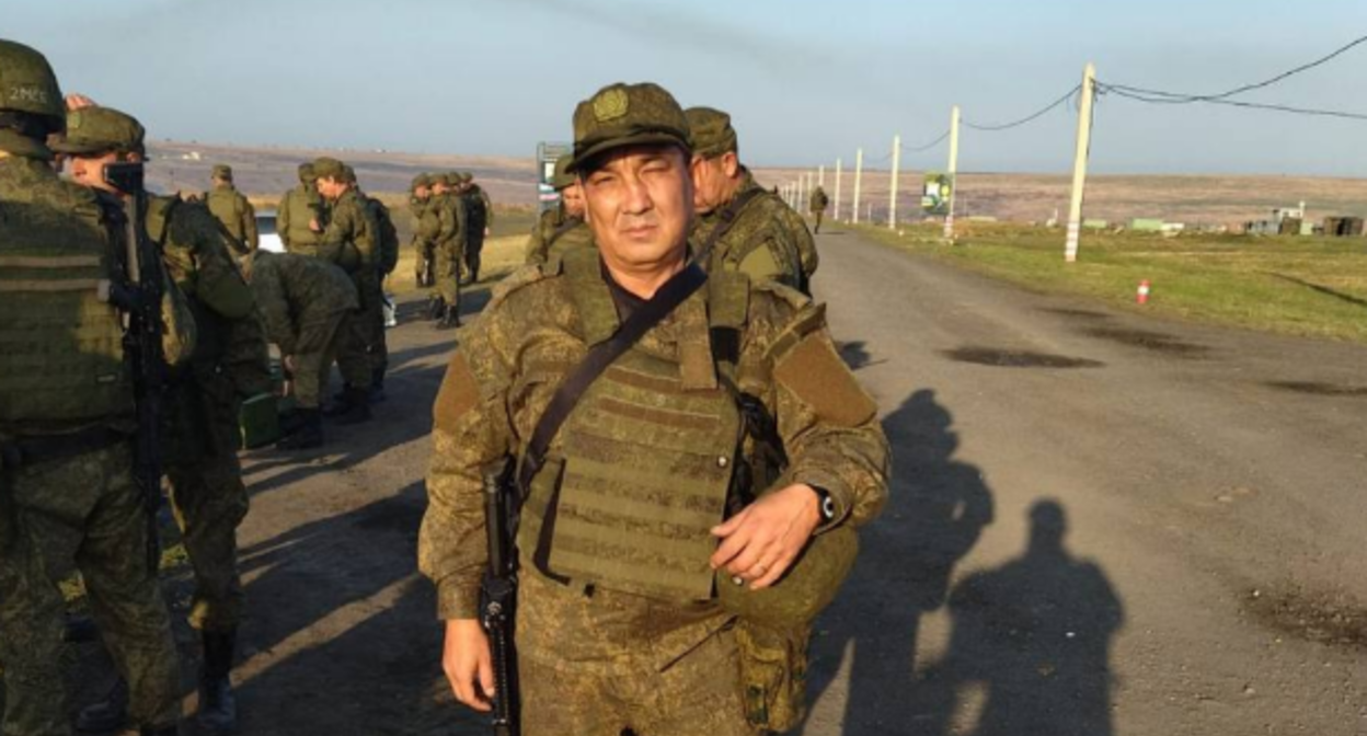 Рахметулла Уталиев. Скриншот фото из Telegram-канала администрации Володарского района от 6.11.23, https://t.me/regionvol/5326?single Рахметулла Уталиев. Скриншот фото из Telegram-канала администрации Володарского района от 6.11.23, https://t.me/regionvol/5326?single