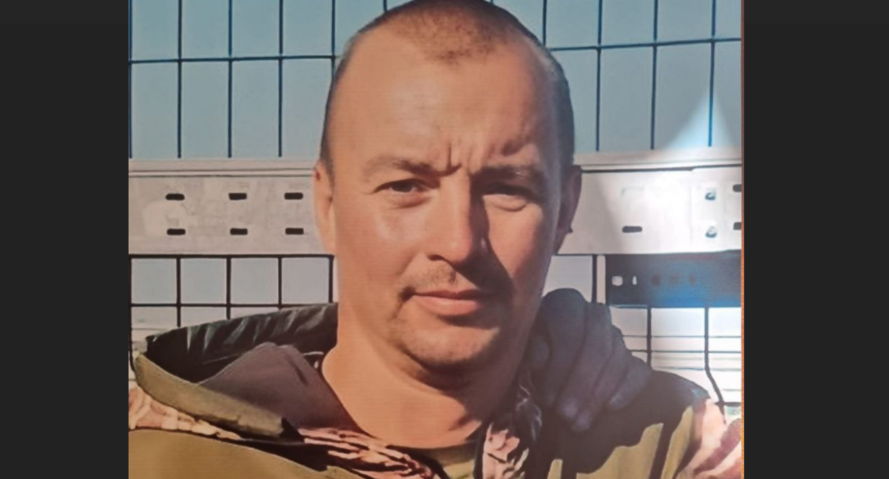 Руслан Борисенко. Скриншот фото из Telegram-канала администрации Первомайского сельского округа от 01.11.23, https://t.me/EvN6G35EwtlNmIy/4369
Руслан Борисенко. Скриншот фото из Telegram-канала администрации Первомайского сельского округа от 01.11.23, https://t.me/EvN6G35EwtlNmIy/4369