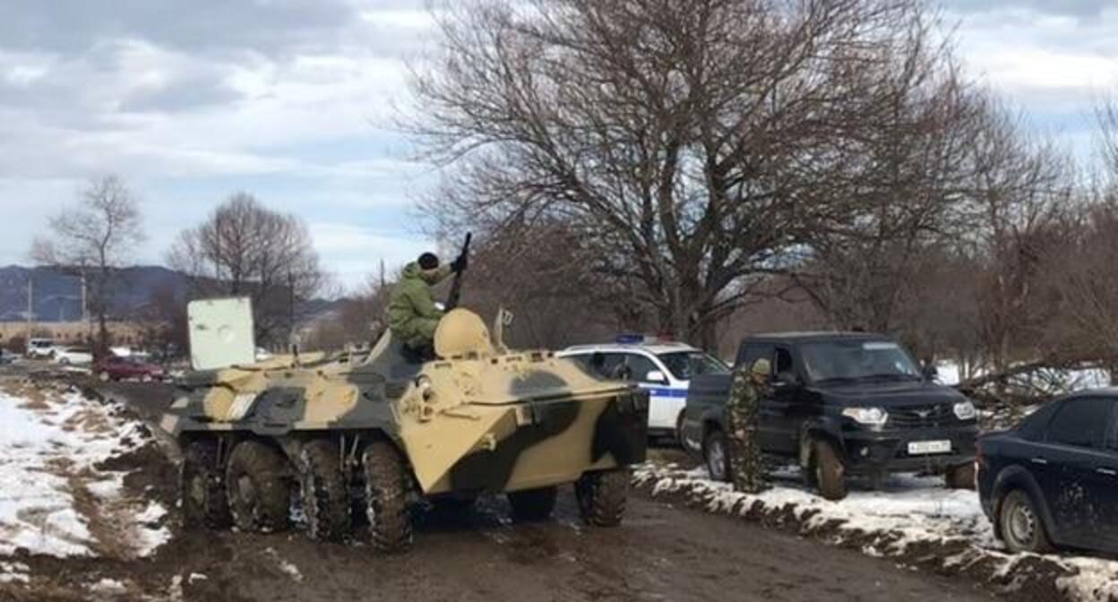 Спецоперация на Северном Кавказе. Фото пресс-службы Национального антитеррористического комитета, http://nac.gov.ru/kontrterroristicheskie-operacii/v-kchr-v-hode-kto-neytralizovany-pyatero.html Спецоперация на Северном Кавказе. Фото пресс-службы Национального антитеррористического комитета, http://nac.gov.ru/kontrterroristicheskie-operacii/v-kchr-v-hode-kto-neytralizovany-pyatero.html