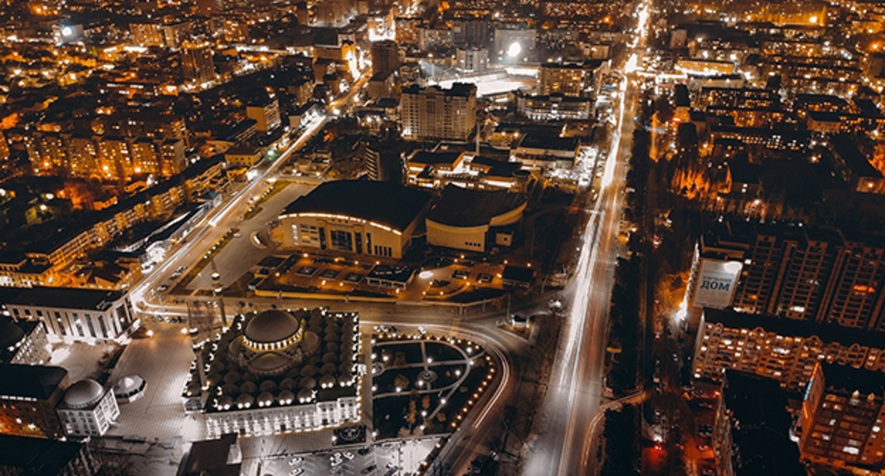 Махачкала. Фото: Suleymannabiev https://ru.wikipedia.org Махачкала. Фото: Suleymannabiev https://ru.wikipedia.org