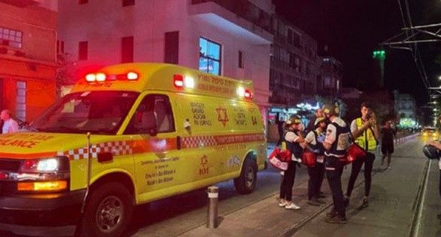 Теракт в израильском городе Яффа. Фото: MDA/The Jerusalem Post https://eadaily.com/ru Теракт в израильском городе Яффа. Фото: MDA/The Jerusalem Post https://eadaily.com/ru