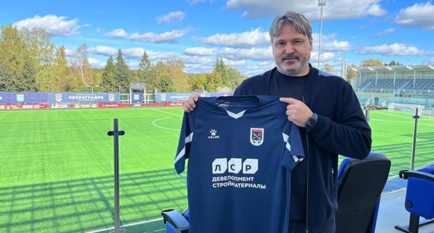 Вадим Евсеев. Фото: https://fc-leningradec.ru/news/vadim-evseev-glavniy-trener-leningradtsa Вадим Евсеев. Фото: https://fc-leningradec.ru/news/vadim-evseev-glavniy-trener-leningradtsa