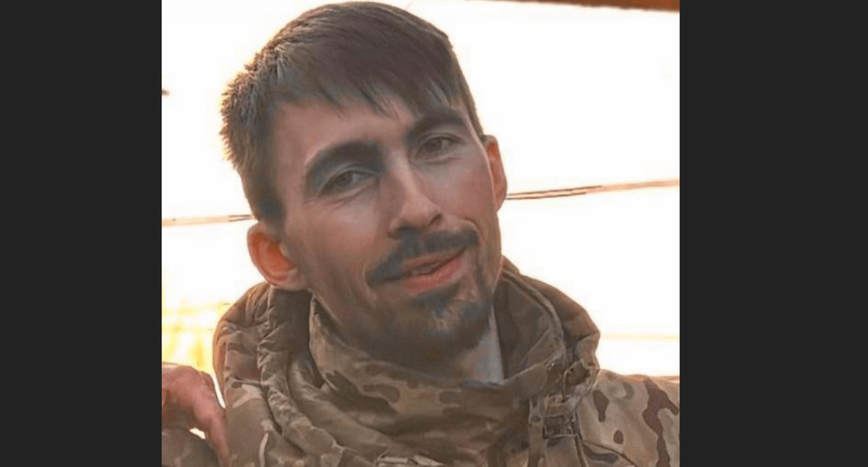 Иван Самошкин. Скриншот фото из  Telegram-канала Кировского округа от 10.04.25, https://t.me/akgo_18/14780