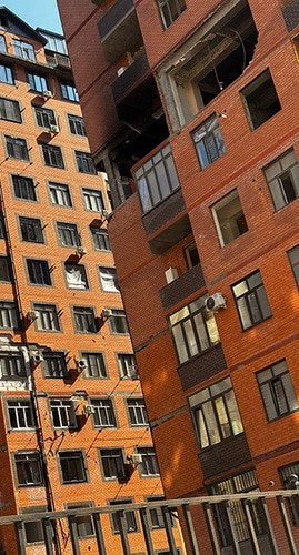 Дом после взрыва. 25 марта 2025 г. Фото предоставила жительница одной из квартир Дом после взрыва. 25 марта 2025 г. Фото предоставила жительница одной из квартир.