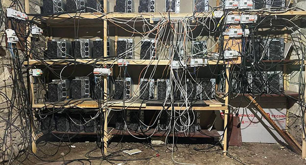 Майнинг ферма. Фото: https://riadagestan.ru/