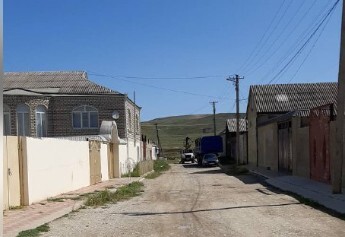 Линии электропередачи в селе Атланаул. Фото пресс-службы "Дагэнерго", опубликованное в телеграм-канале ведомства.