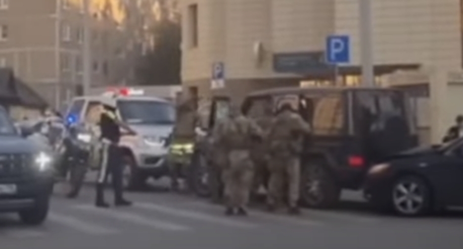 Задержание Шихлинского. Кадр видео в Telegram-канале "Злой Екатеринбург".