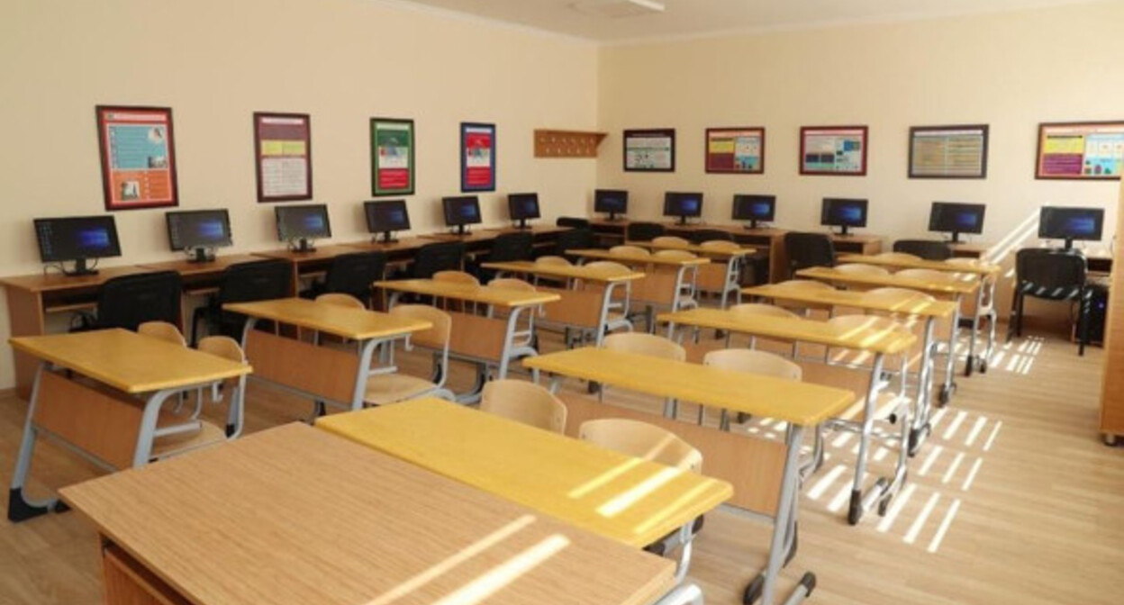 Школьный класс. Фото: tehsil.gov.az / Facebook принадлежит компании Meta деятельность которой запрещена в России