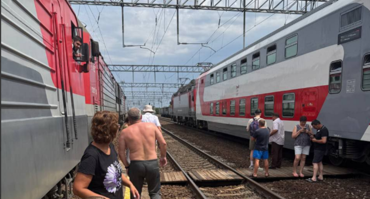 Обстановка на станции Замчалово. Скриншот фото из  Telegram-канала "Тютина" от 19.07.25, https://t.me/tutina/9964.