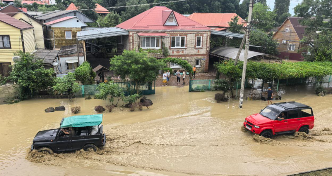 Обстановка в Лермонтово. Скриншот фото Павла Чергинца из Telegram-канала "Мой Туапсе" от 03.08.25, https://t.me/c/1348361768/437133.