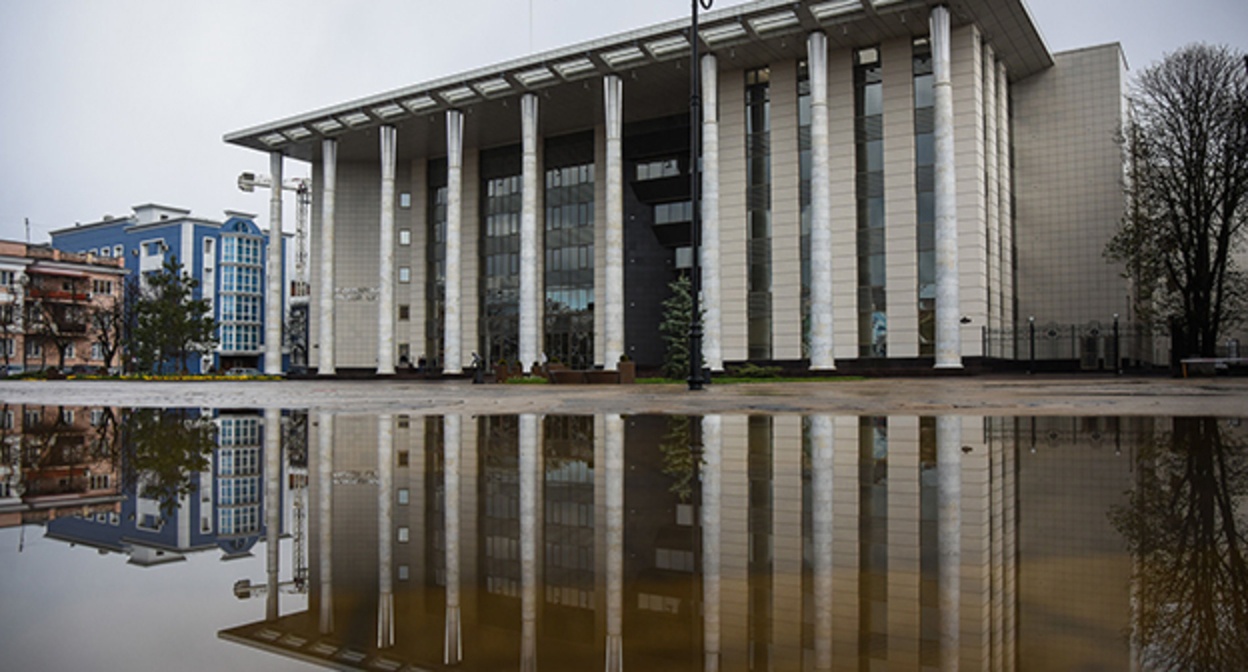 Краснодарский краевой суд. Фото: Елена Синеок, "ЮГА.ру"