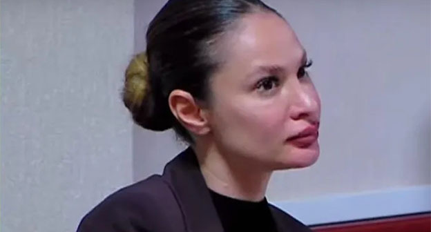 Алби Кордзая. Фото: https://www.interpressnews.ge/ru/article/168891-albi-kordzaia-obviniaemoi-v-oskorblenii-tei-tsulukiani-naznacheno-10-sutok-administrativnogo-aresta/