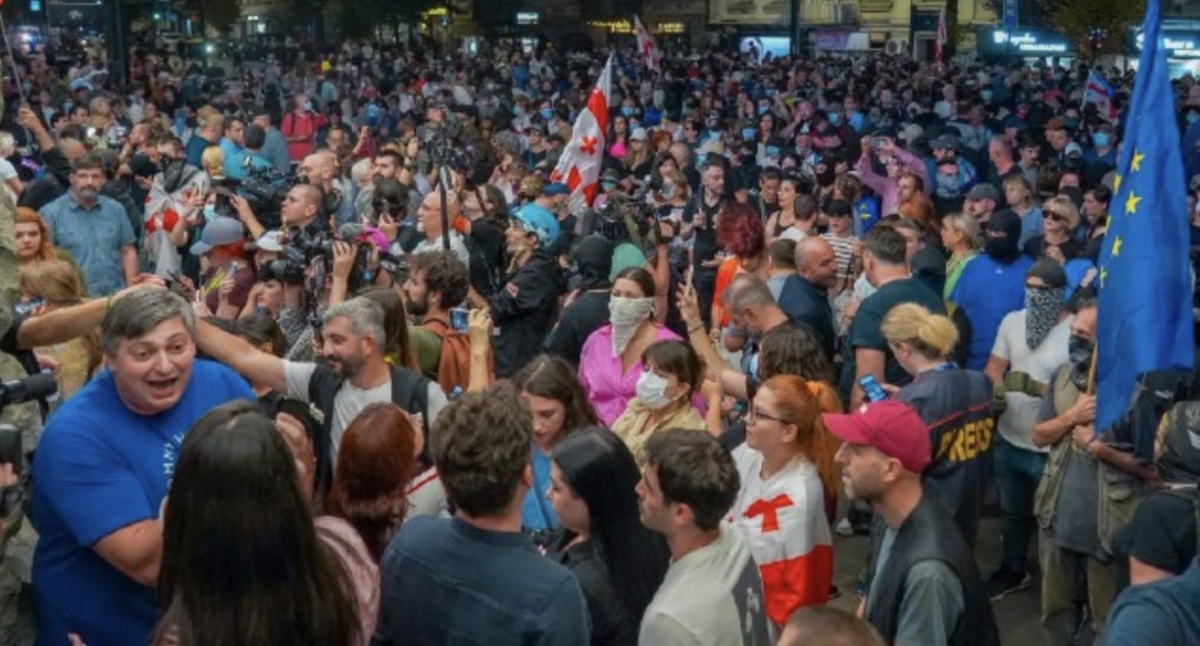 Акция протеста на проспекте Меликишвили. Фото:  Mo Se / Tbilisi_Life