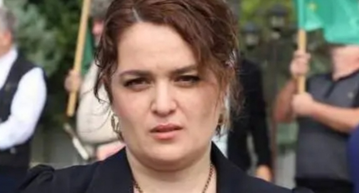 Лариса Тупцокова. Скриншот фото из YouTube-канала Circassian Media https://www.youtube.com/post/Ugkxs1x7_UmFChcOaHjv6_tRaor-i6Zyd3Pf